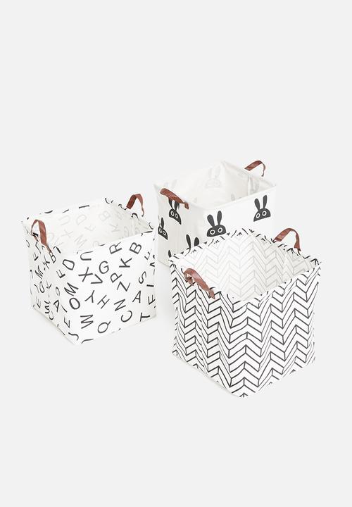 Sixth Floor - Chevron storage basket - black & white