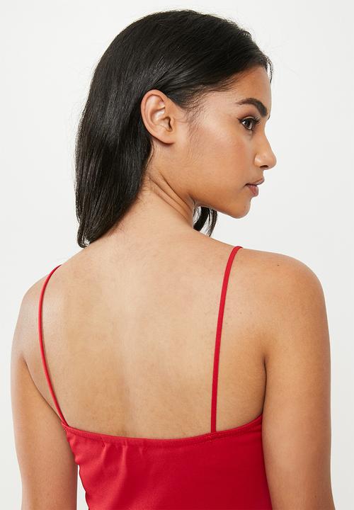 Missguided - Petite strappy scuba skater dress - red