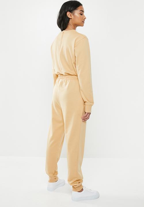 Missguided - Petite v notch loop back jumpsuit - neutral