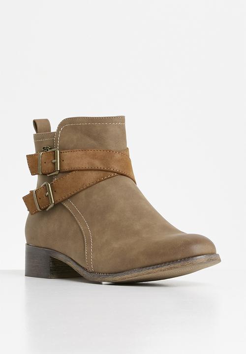 Miss Black - Abir 2 boot - tan