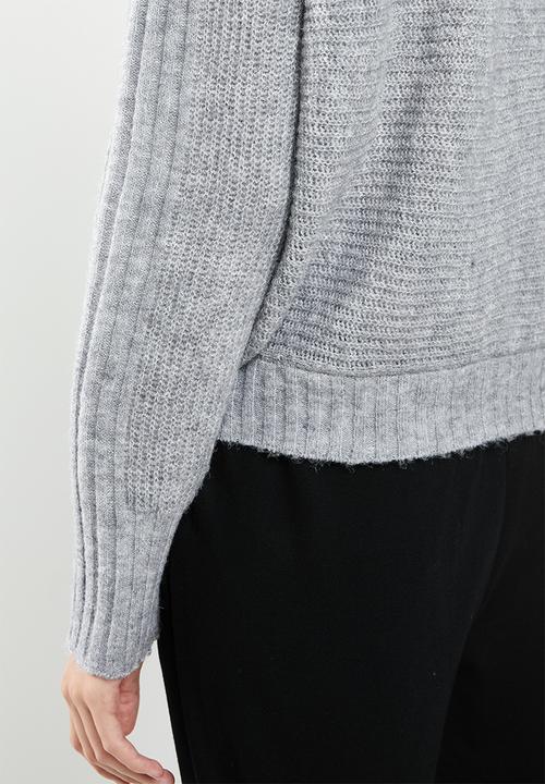 Vero Moda - Himalia batwing blouse - grey 