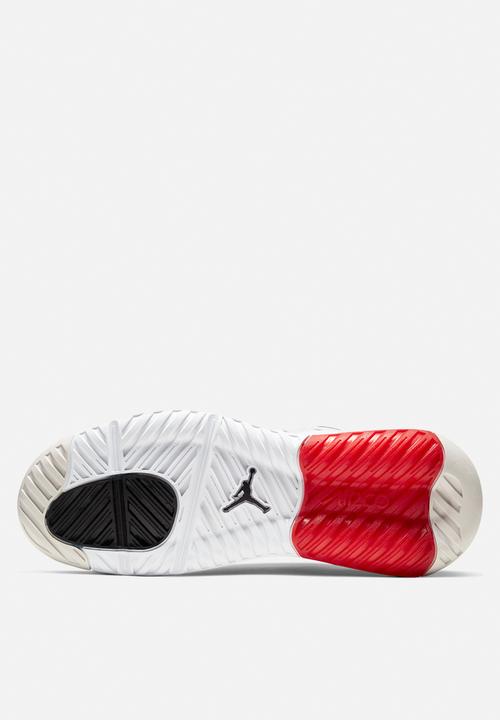 Nike - Jordan Air Max 200 - white / black-challenge red-vast grey