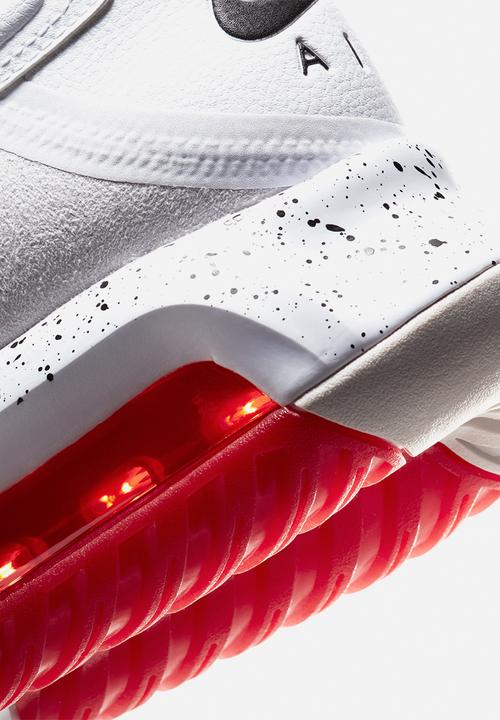Nike - Jordan Air Max 200 - white / black-challenge red-vast grey