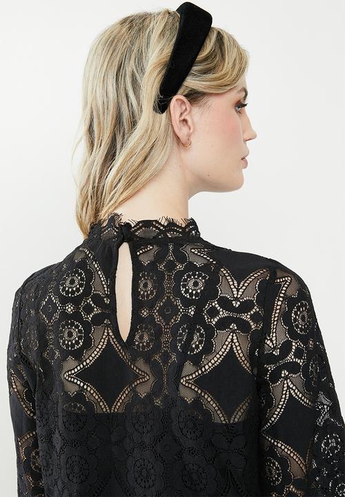 Vero Moda - Ginny long sleeve highneck lace blouse - black