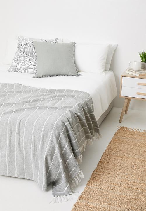 H&S - Rio striped throw - grey