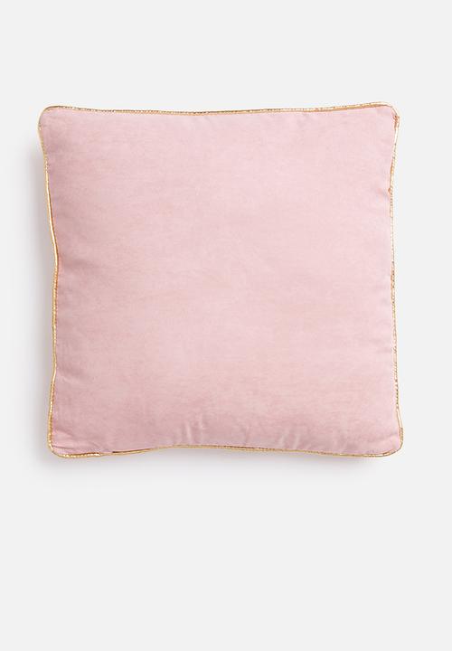 H&S - Live more printed cushion - pink & gold