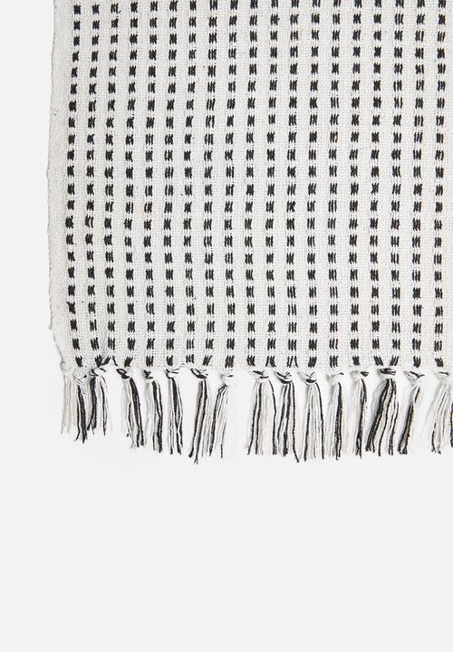 H&S - Check throw - white
