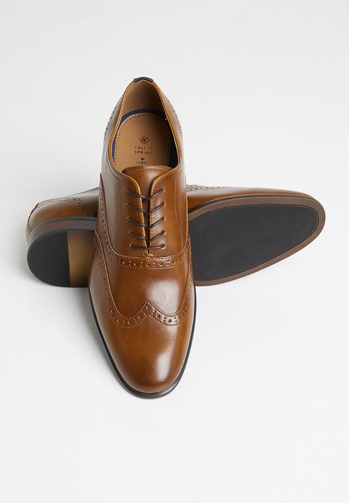 Call It Spring - Hallervorde - cognac