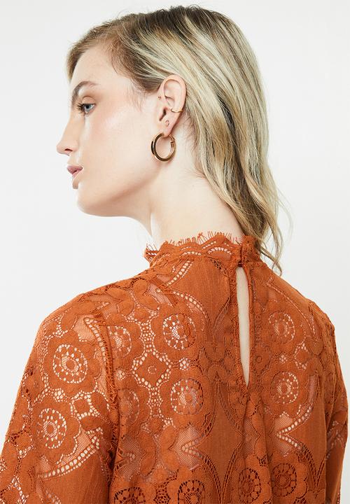 Vero Moda - Ginny long sleeve highneck lace blouse - cinnamon