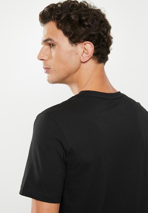 PUMA - Classic logo tee - black & gold 