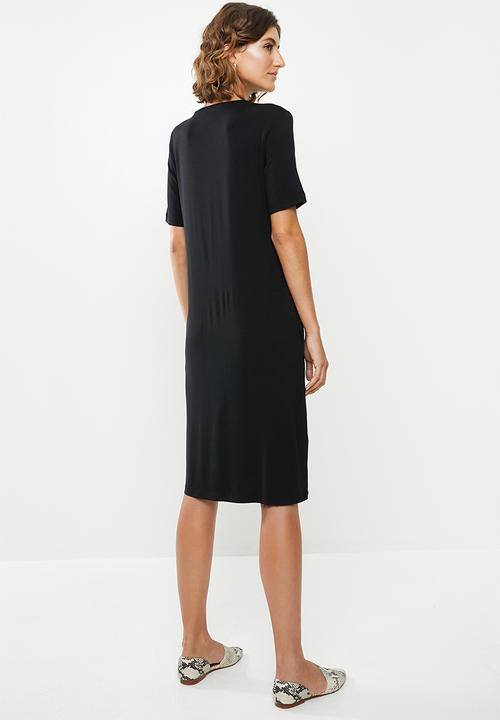 edit - V-neck T-shirt dress - black