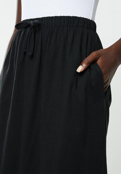 Jacqueline de Yong - Austin treats maxi skirt - black
