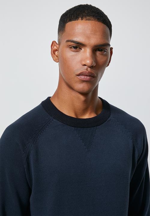 Superbalist - Premium crew knit - navy