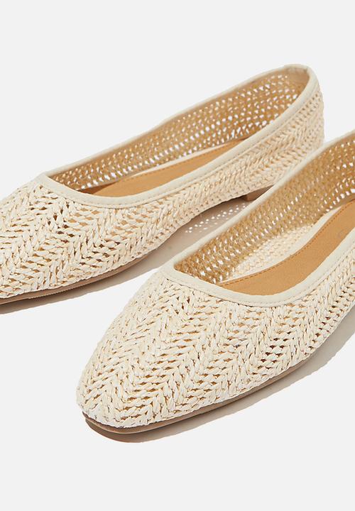 Cotton On - Celia square toe ballet - off white