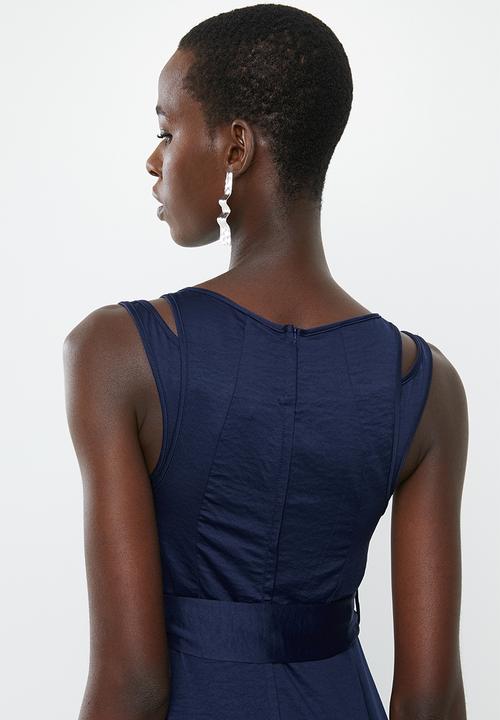 AMANDA LAIRD CHERRY - Double vest belted maxi - blue