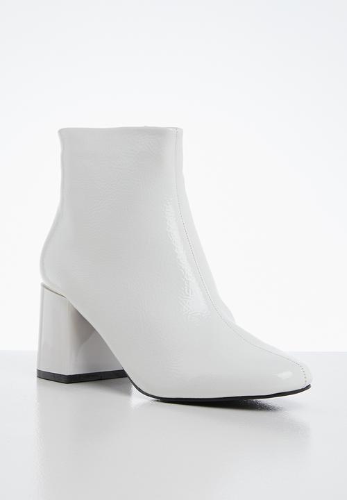 Public Desire - Vision ankle boot - white