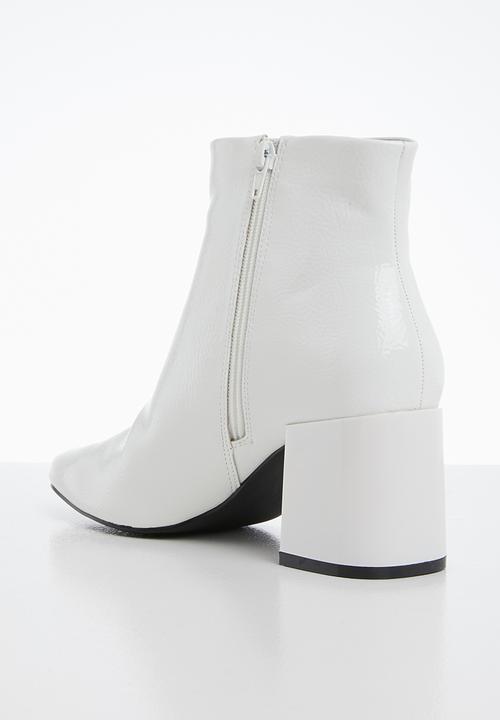 Public Desire - Vision ankle boot - white