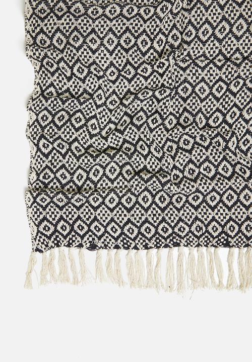 H&S - Plaid throw - diamonds