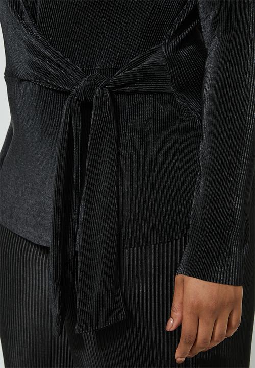 Superbalist - Side tie plisse blouse - black