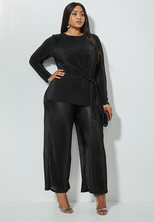 Superbalist - Side tie plisse blouse - black