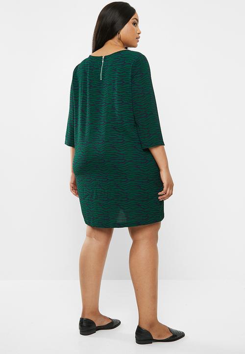 Carmakoma - Luxeve 3/4 short sleeve dress - green & black