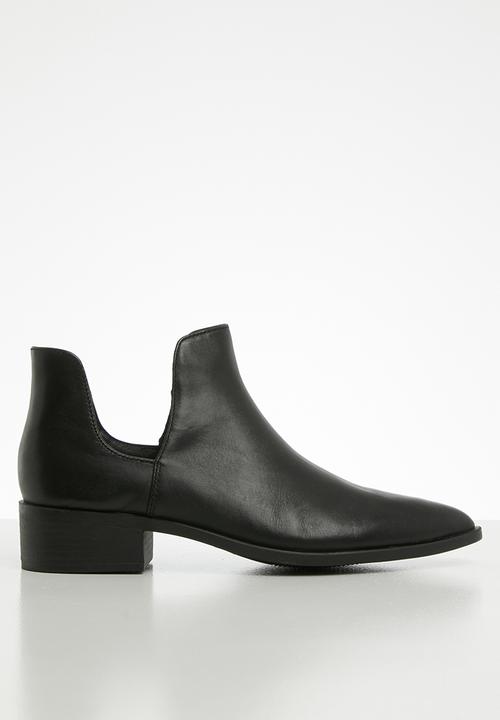 superbalist steve madden