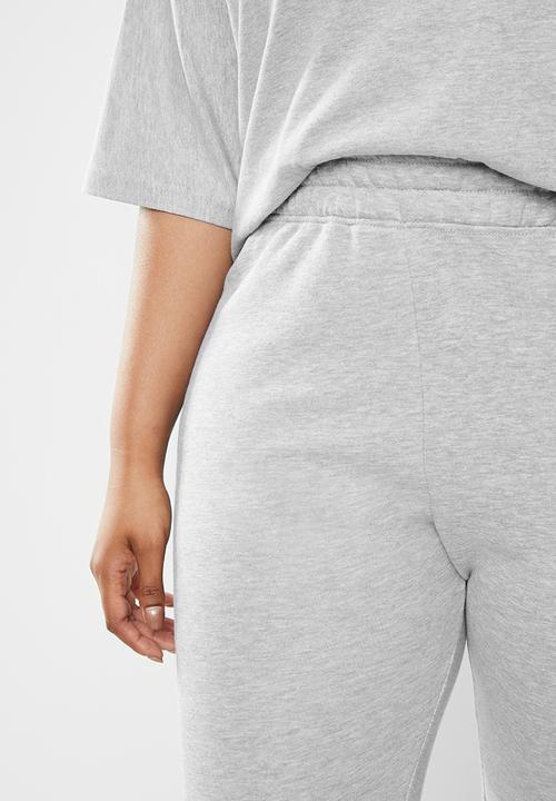 Missguided - Curve T-shirt jogger co-ord set - grey