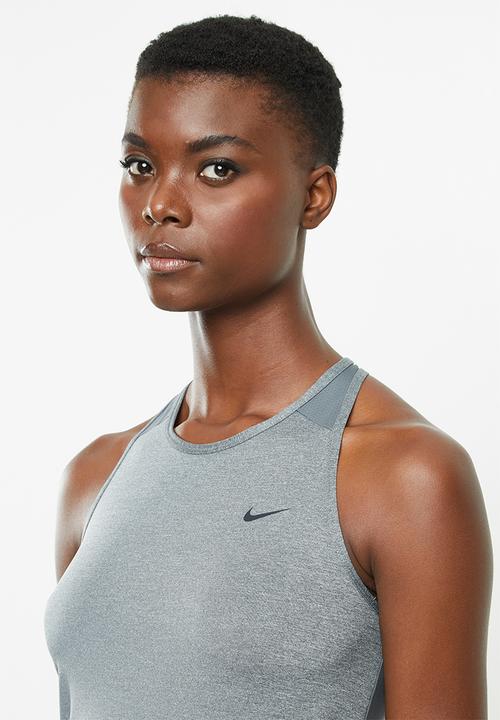 Nike - Nike essential victory tank - grey