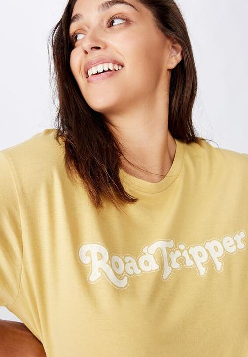 Cotton On - Curve graphic tee road tripper - yellow 
