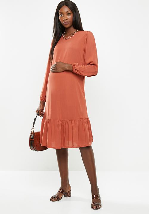 Superbalist - Maternity Tier midi dress - rust