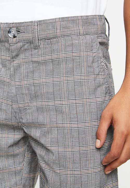 Cotton On - Washed chino short - grey