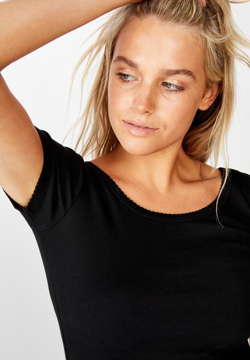 Cotton On - Sweetheart scoop back tee - black