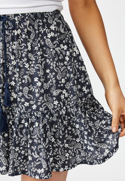 Cotton On - North tiered mini skirt Blair floral paisley - total eclipse