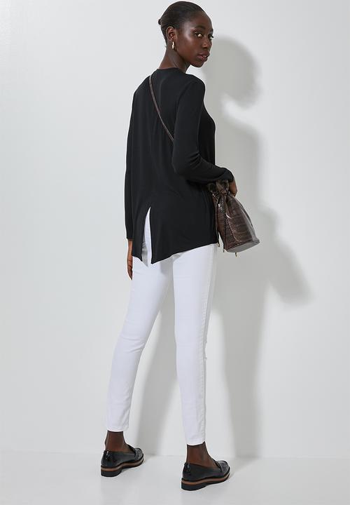 Superbalist - Longline curved hem top - black