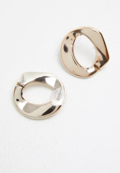 Superbalist - Lina abstract studs - gold