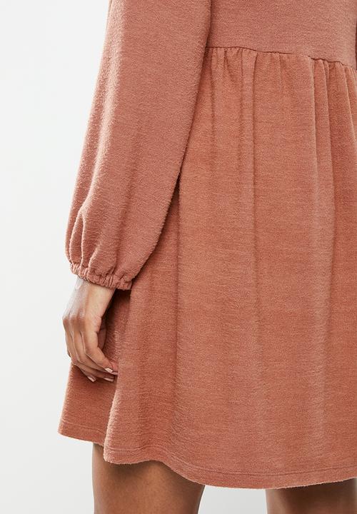 Blake - Knit balloon sleeve mini dress - dusty coral