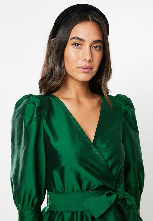 VELVET - Wrap blouse with belt - green