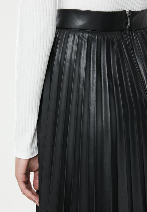MILLA - Pu pleated skirt - black