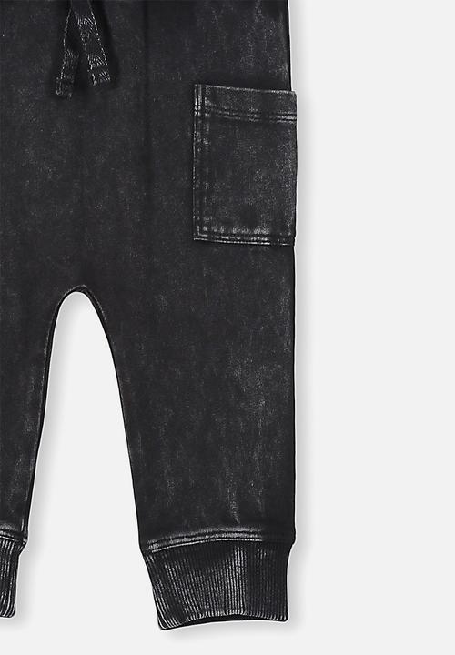 Cotton On - Zac trackpant - black