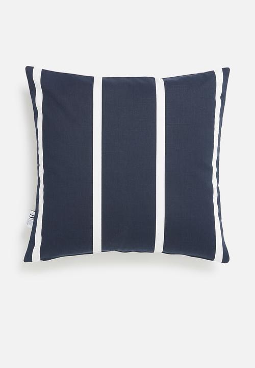 Sixth Floor - Vert cushion cover - navy