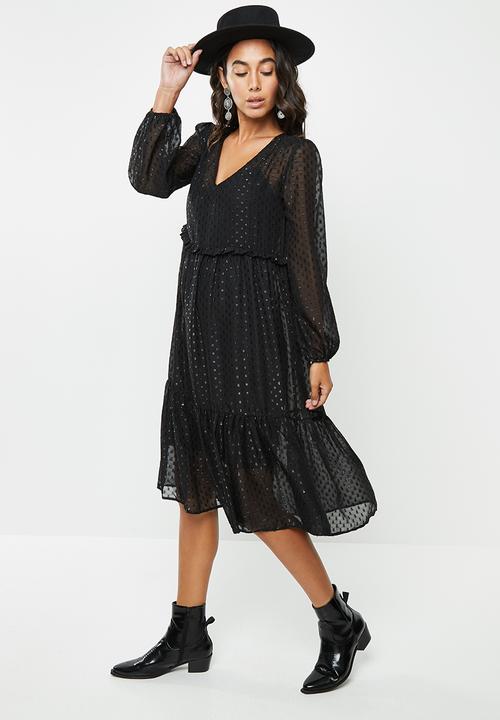 VELVET - Tiered midi dress - black