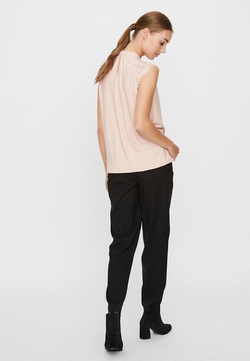 Vero Moda - Milla lace blouse - pink 