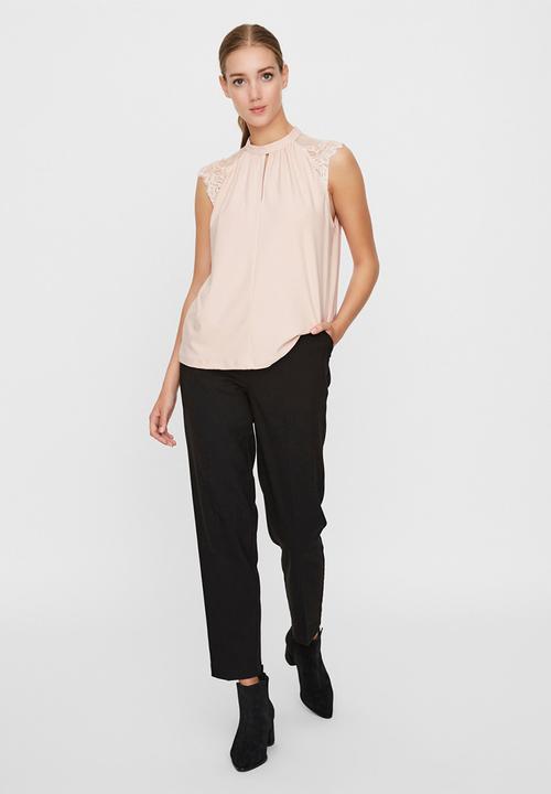 Vero Moda - Milla lace blouse - pink 