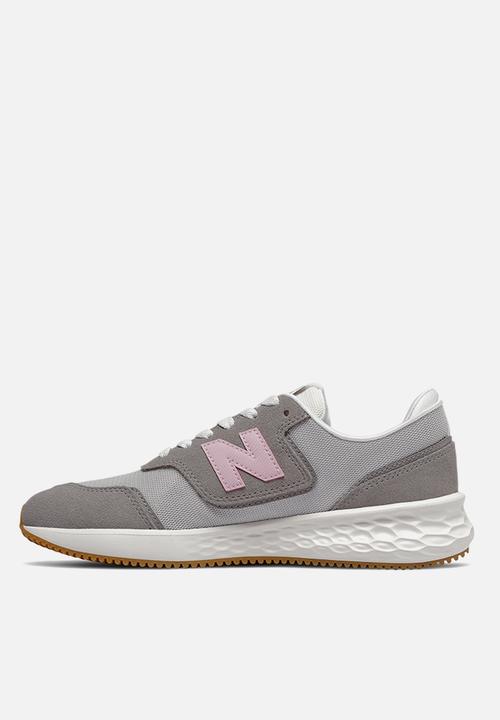 New Balance  - X-70 Racer - grey / pink