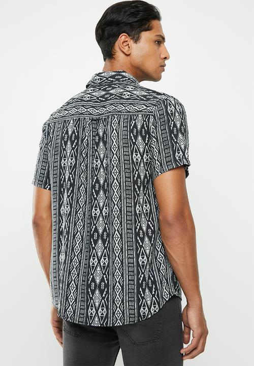 Cotton On - 91 short sleeve shirt - white & black 