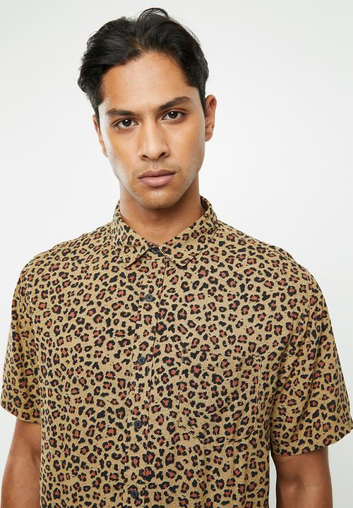 Cotton On - 91 short sleeve shirt - tan animal