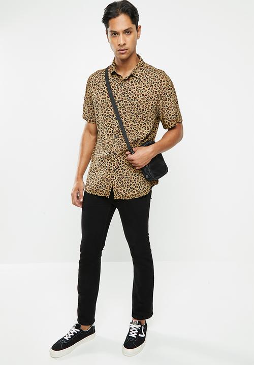 Cotton On - 91 short sleeve shirt - tan animal
