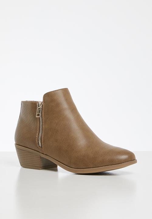 Call It Spring - Clari boot - brown 