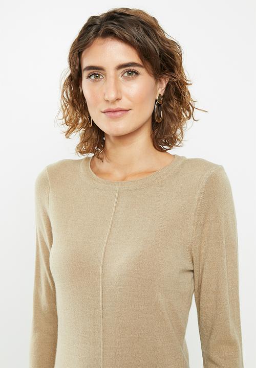 edit - Front seam crew neck - neutral 