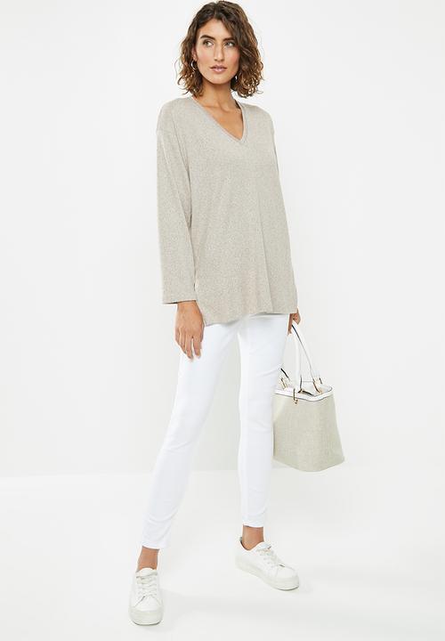 edit - Long sleeve v-neck top - neutral